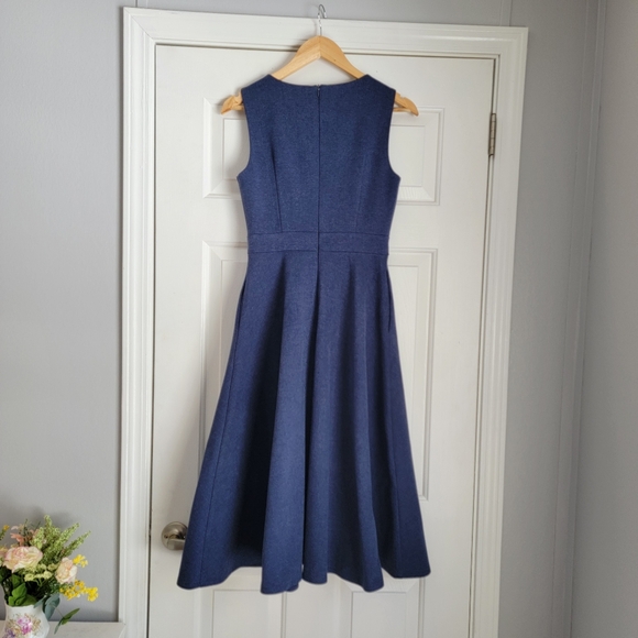 Women's A-line Sleeveless Wool Dress - Picture 6 of 8
